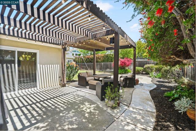1630 Frankfurt Way, Livermore CA: https://media.crmls.org/mediaz/e2a311f3-63a5-4e74-931b-7ba114f3f304.jpg