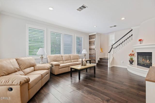 Detail Gallery Image 4 of 27 For 4538 Marrisa Way, Camarillo,  CA 93012 - 4 Beds | 2/1 Baths