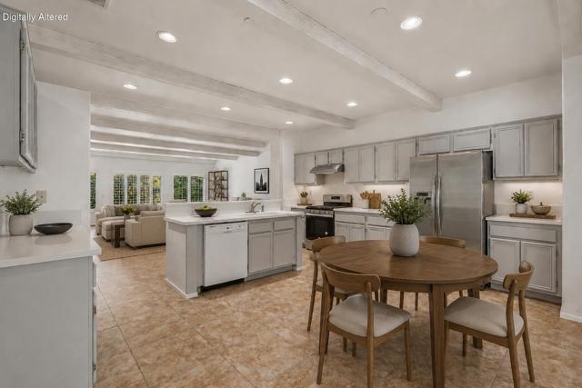 992 Mira Grande, Palm Springs, CA 92262