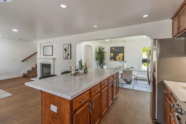 4182 Lautrec Dr, San Jose CA: https://media.crmls.org/mediaz/e2a5790f-4671-4f9e-a59e-14cd648d5149.jpg