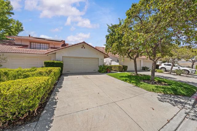 Detail Gallery Image 3 of 42 For 6543 Paseo Adelante, Carlsbad,  CA 92009 - 3 Beds | 2/1 Baths