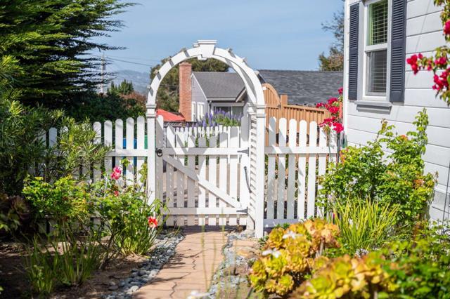 1 Serrano Way, Del Rey Oaks CA: https://media.crmls.org/mediaz/e2a62335-9b09-4cc2-8bdc-bdf573995835.jpg