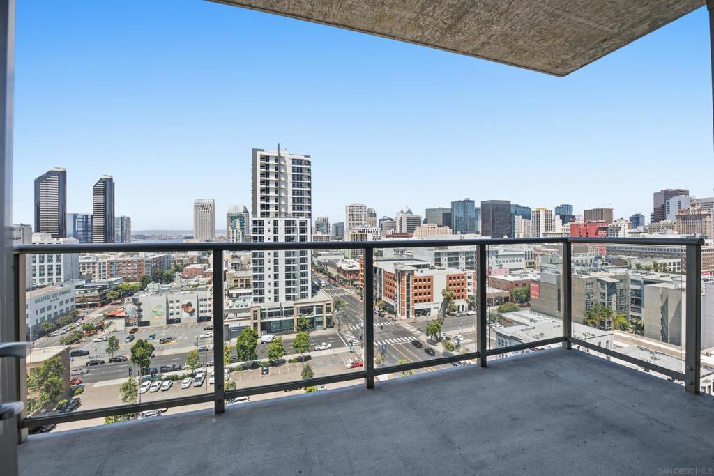 800 The Mark Ln - photo 14