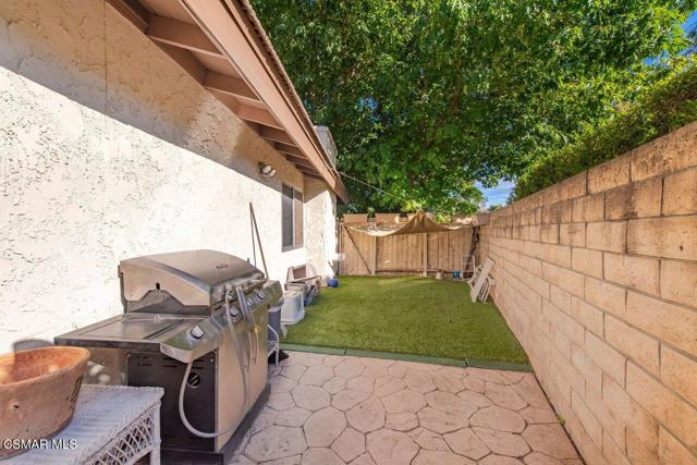 1122 Canterford Circle, Westlake Village CA: https://media.crmls.org/mediaz/e2a69939-3279-422b-99a3-503293e84d4a.jpg