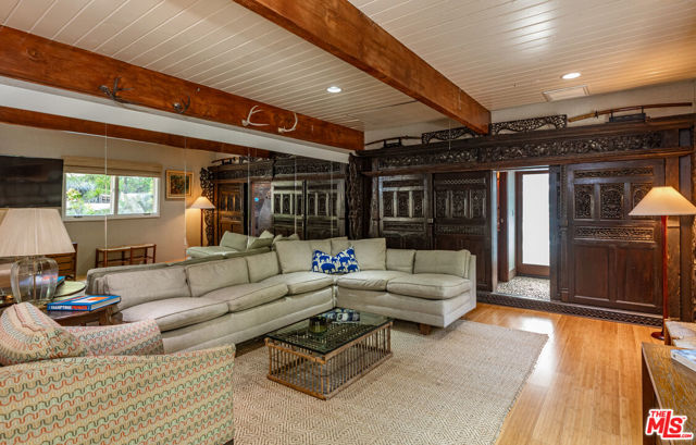 Drew Fenton | 1064 Meadows End Drive Calabasas CA | MLS: 7238352