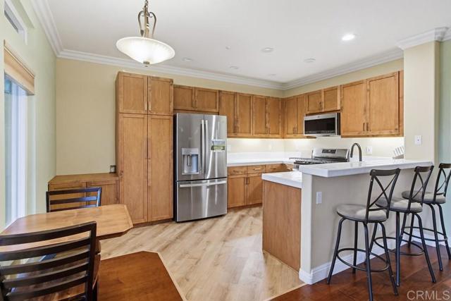 Detail Gallery Image 15 of 74 For 2345 Amber Oak Ln, Escondido,  CA 92027 - 4 Beds | 3 Baths