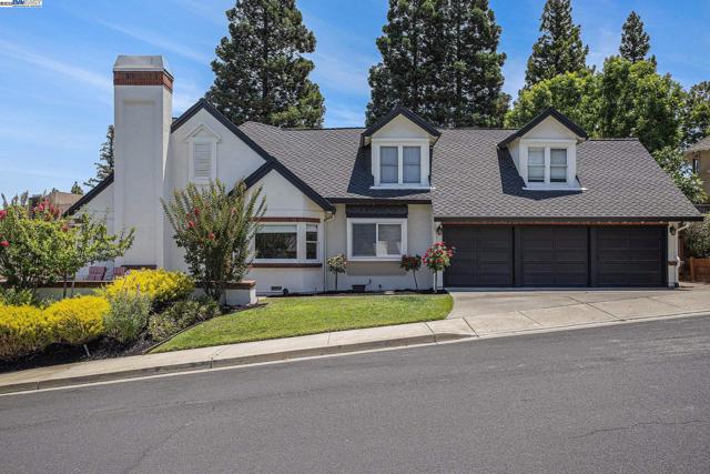 3868 Orion Ct, Pleasanton CA: https://media.crmls.org/mediaz/e2a90a2b-6638-4c45-85ac-984e24288ff8.jpg