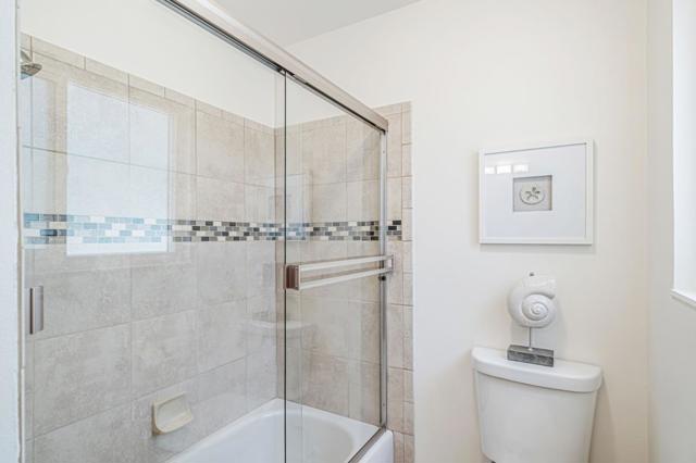 1536 Saint Helena Drive, Danville CA: https://media.crmls.org/mediaz/e2aa04e3-6f91-477a-bc4c-65156906fa51.jpg