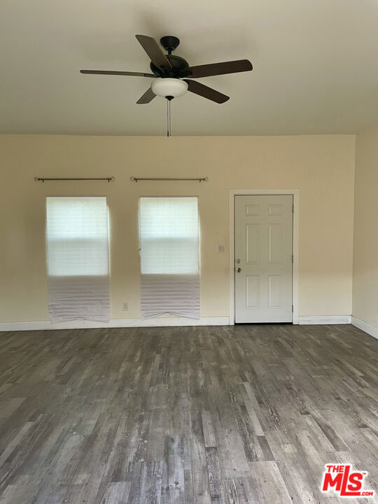 1904 W 37th Place, Los Angeles CA: https://media.crmls.org/mediaz/e2aa74d7-9072-40e1-9a5c-379794a386fa.jpg