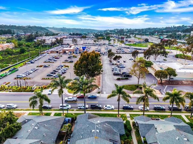 3442 Thunder Drive, Oceanside CA: https://media.crmls.org/mediaz/e2aaa1ac-670a-4c8c-95eb-d069d7df8dab.jpg