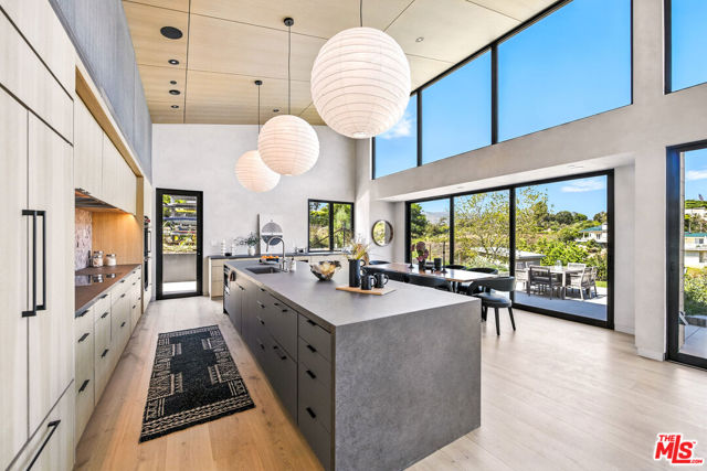 6756 Wandermere Road photo 8