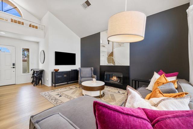 76892 Joetta Place, Palm Desert CA: https://media.crmls.org/mediaz/e2ab1627-1e8f-4e81-b5aa-4668cca3fb26.jpg
