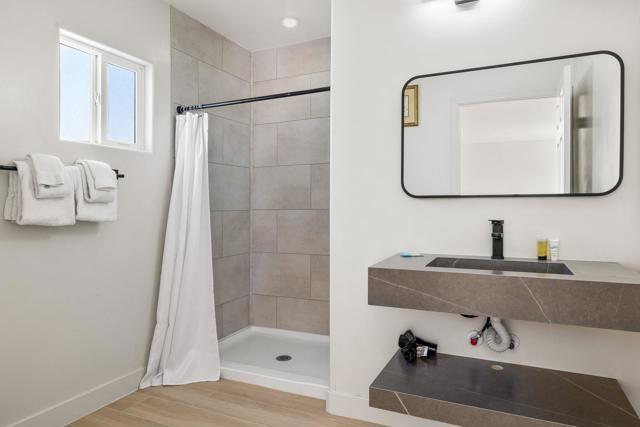 Image 31 of 67 For 526 Warm Sands Drive