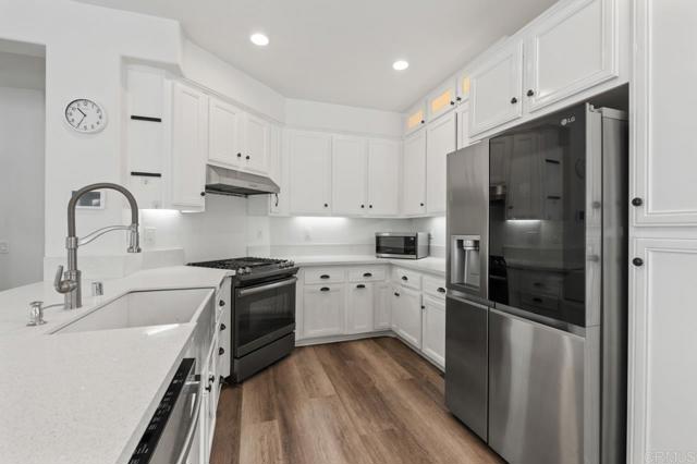 Detail Gallery Image 7 of 60 For 2785 Bear Valley Rd., Chula Vista,  CA 91915 - 4 Beds | 2/1 Baths