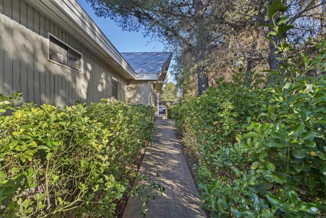 Detail Gallery Image 5 of 59 For 17959 Bluegrass Rd, Ramona,  CA 92065 - 7 Beds | 7 Baths