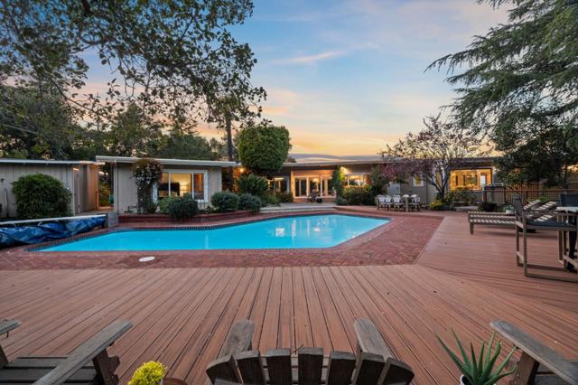 17180 Crescent Drive, Los Gatos CA: https://media.crmls.org/mediaz/e2ac6838-45e6-41ab-ab77-4a1a4bc05979.jpg