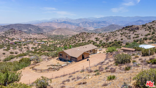 1794 Rebel Road, Acton CA: https://media.crmls.org/mediaz/e2ac7fce-c312-4179-ba79-354a6dbf7e0a.jpg