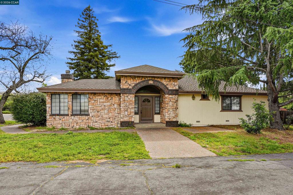 5370 Laurel