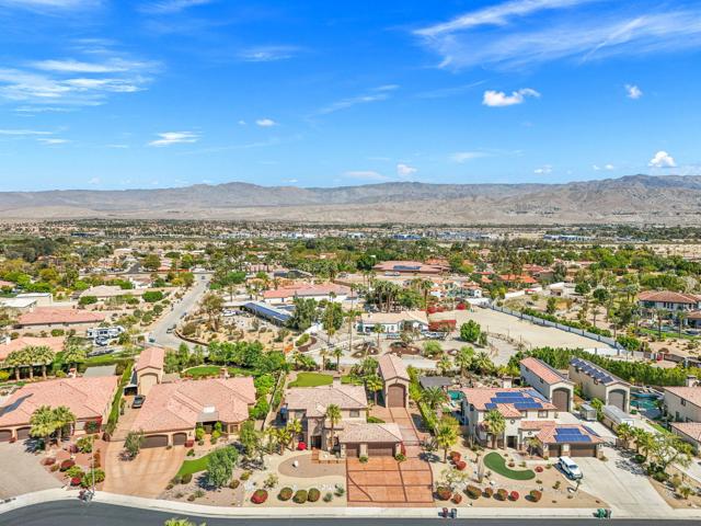 78702 Sophia Circle, Bermuda Dunes CA: https://media.crmls.org/mediaz/e2aeee29-d028-4967-ad8c-0c5acaf8edcf.jpg