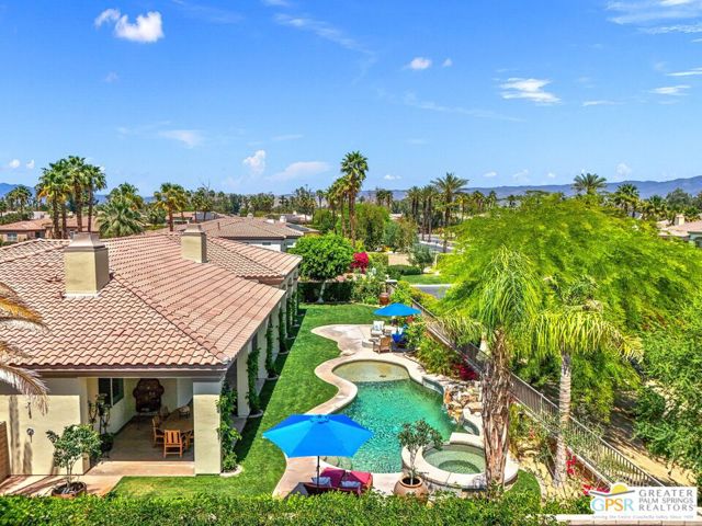 1 Toscana Way, Rancho Mirage CA: https://media.crmls.org/mediaz/e2b03483-afa2-4010-9e94-52af007b4a1e.jpg