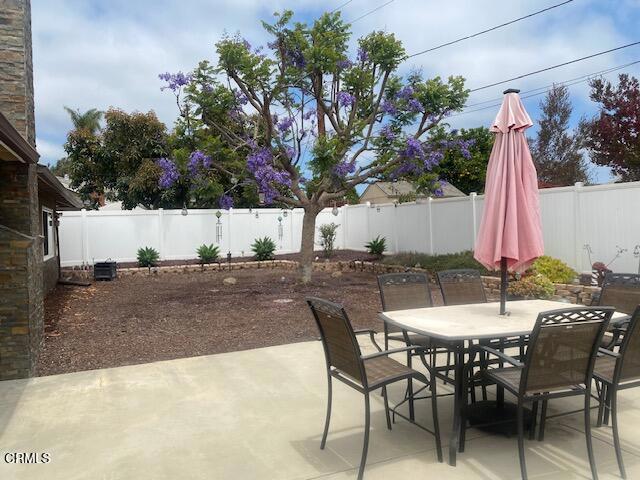 2204 Antelope Avenue, Ventura CA: https://media.crmls.org/mediaz/e2b03f12-f124-4cdf-b107-80c3e6f0fcfe.jpg