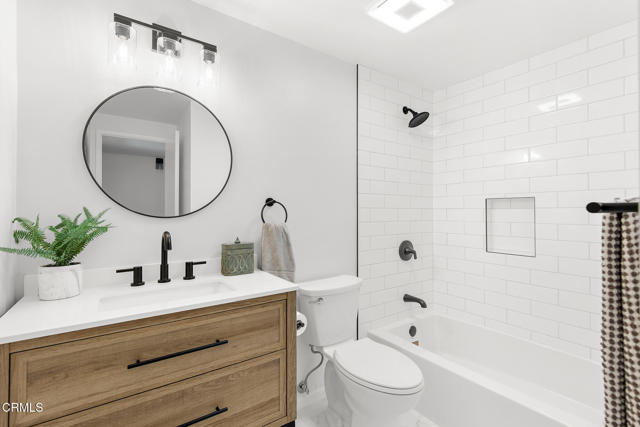 Detail Gallery Image 18 of 25 For 10801 Blix St #2,  North Hollywood,  CA 91602 - 2 Beds | 1/1 Baths