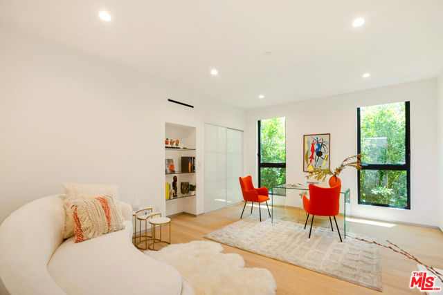 619 N Harper Avenue, Los Angeles CA: https://media.crmls.org/mediaz/e2b0ca4b-4d47-4e17-a8cb-e3a53141994e.jpg