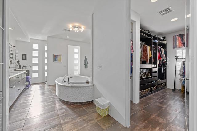10 Clancy Lane S, Rancho Mirage, CA 92270