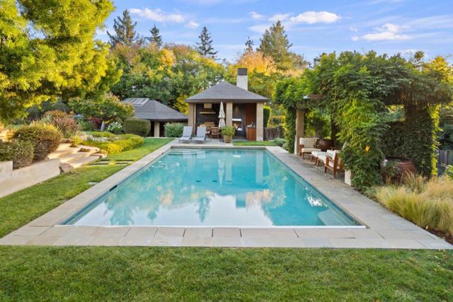 26140 Rancho Manuella Lane, Los Altos Hills CA: https://media.crmls.org/mediaz/e2b2a4c7-6a4f-4b77-9c03-1a97e88dc041.jpg