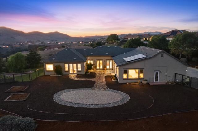 979 Via Rodriguez, San Juan Bautista CA: https://media.crmls.org/mediaz/e2b2dc26-d0cc-4e37-95cd-9b99a2a34415.jpg