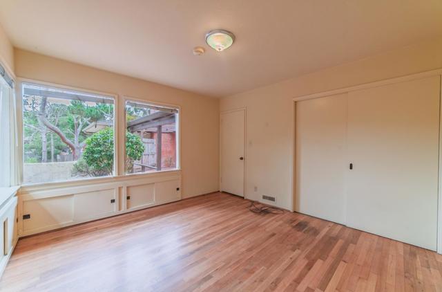 25145 N Carmel Hills Drive, Carmel CA: https://media.crmls.org/mediaz/e2b33ffe-8e30-4cbc-b088-510f86b38a3d.jpg
