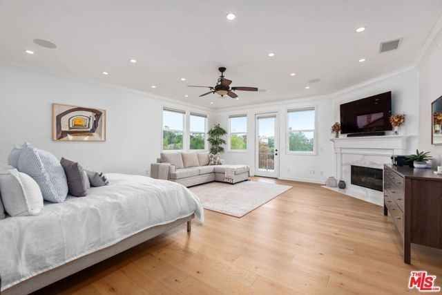 4110 Prado De Los Zorros, Calabasas CA: https://media.crmls.org/mediaz/e2b4cbf6-9d5a-418a-a4f6-1c7635aac978.jpg