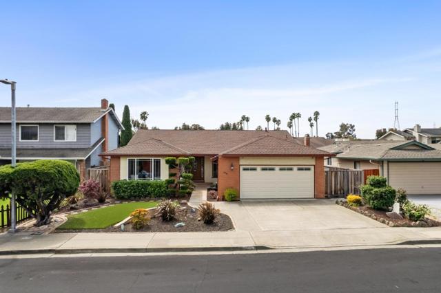 858 Chrysopolis Drive, Foster City CA: https://media.crmls.org/mediaz/e2b6996b-27a2-40fe-90d9-814e52fcd7fe.jpg