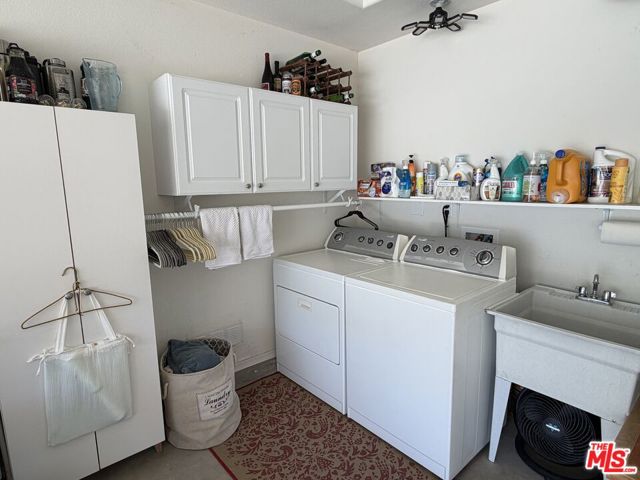 261 Highland photo 25