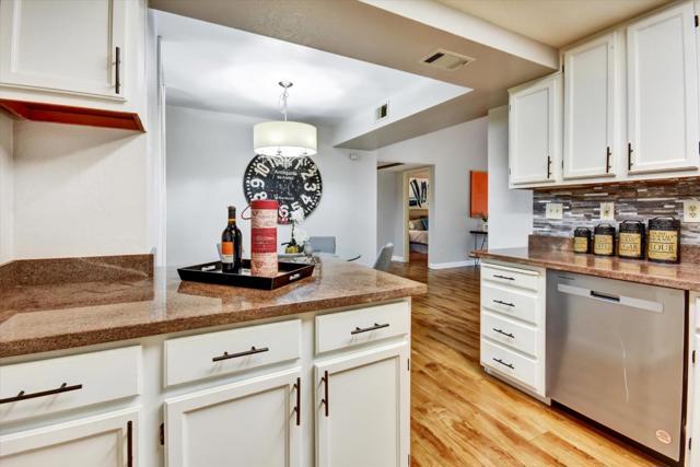 1086 Summerplace Drive, San Jose CA: https://media.crmls.org/mediaz/e2b6fcfb-3bc5-475a-9c3e-fb738ceb98ae.jpg