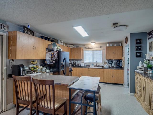 430 Adams Court, Gilroy CA: https://media.crmls.org/mediaz/e2b78b99-76a6-4644-b2c5-c4896aeebe6a.jpg