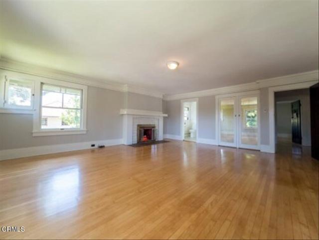 217 Oaklawn Avenue, South Pasadena CA: https://media.crmls.org/mediaz/e2b7bec1-cd46-4c4d-99dc-6ae402675b41.jpg
