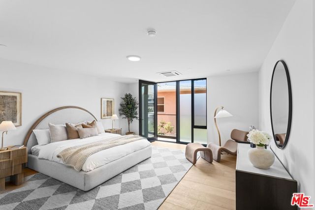 1618 Hilts Avenue, Los Angeles CA: https://media.crmls.org/mediaz/e2b8ecf2-81bd-425f-81a4-0e772621fd33.jpg