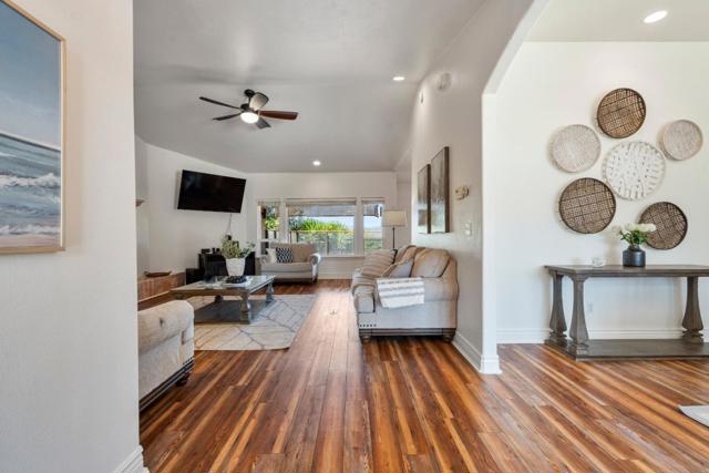313 Taryn Court, Hollister CA: https://media.crmls.org/mediaz/e2ba40dc-0ff0-4fa2-8cac-5889e4a5c36f.jpg