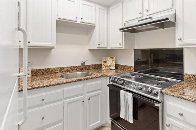 Detail Gallery Image 5 of 51 For 1508 Circa Del Lago #B108,  San Marcos,  CA 92078 - 1 Beds | 1 Baths