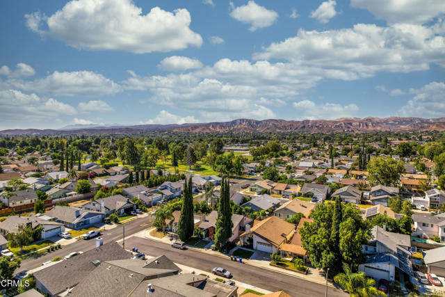 3872 Aztec Court, Simi Valley CA: https://media.crmls.org/mediaz/e2ba8295-05c6-4c79-b83c-8131a8197bde.jpg
