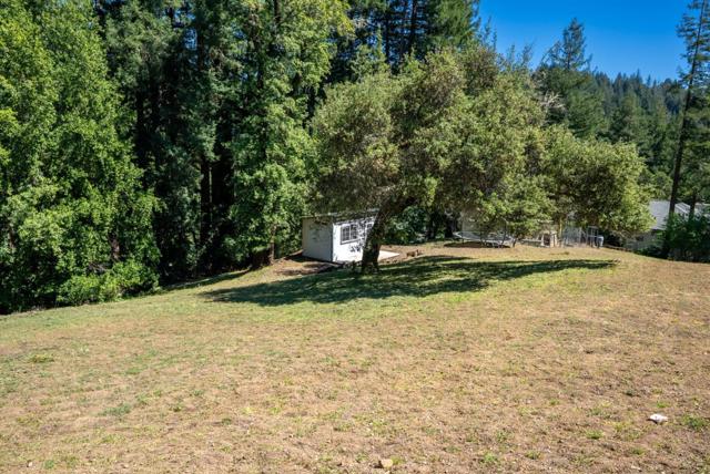 24035 Stage Stop Way, Los Gatos CA: https://media.crmls.org/mediaz/e2bab16c-febe-4264-958d-f5632623a333.jpg