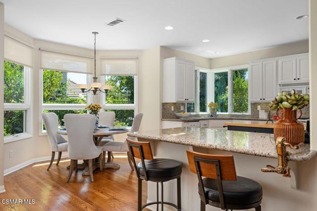 1706 Abbotsbury Street, Westlake Village CA: https://media.crmls.org/mediaz/e2bb42fe-0a5a-4ea7-9c3a-587f5cad8dbf.jpg