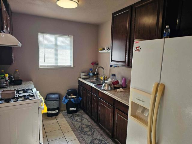 1183 Oak Avenue, Greenfield CA: https://media.crmls.org/mediaz/e2bb6bdc-e03d-4ff7-ab81-68c151694b2c.jpg
