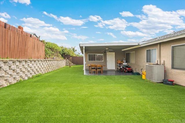 Detail Gallery Image 5 of 19 For 10905 Hansom Ln, Spring Valley,  CA 91978 - 4 Beds | 2 Baths