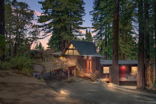 12 Summit Road, Woodside CA: https://media.crmls.org/mediaz/e2bcc6df-b89e-4723-9d17-6b618dfea2d7.jpg