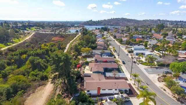 7633 El Paso St, La Mesa, California 91942, 4 Bedrooms Bedrooms, ,2 BathroomsBathrooms,Single Family Residence,For Sale,El Paso St,250019932SD