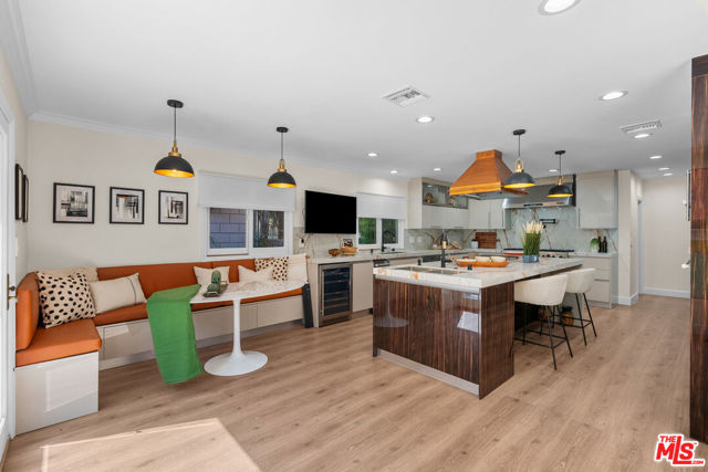 2103 N Hobart Boulevard, Los Angeles CA: https://media.crmls.org/mediaz/e2bdddd6-d80f-4d05-91c3-4f8d19dd473c.jpg