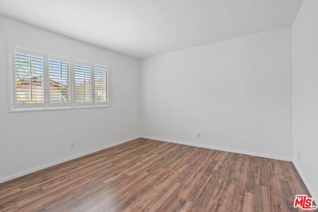 17114 Palisades Circle, Pacific Palisades CA: https://media.crmls.org/mediaz/e2be51b6-fee2-482a-9e0f-5e41da0ae442.jpg