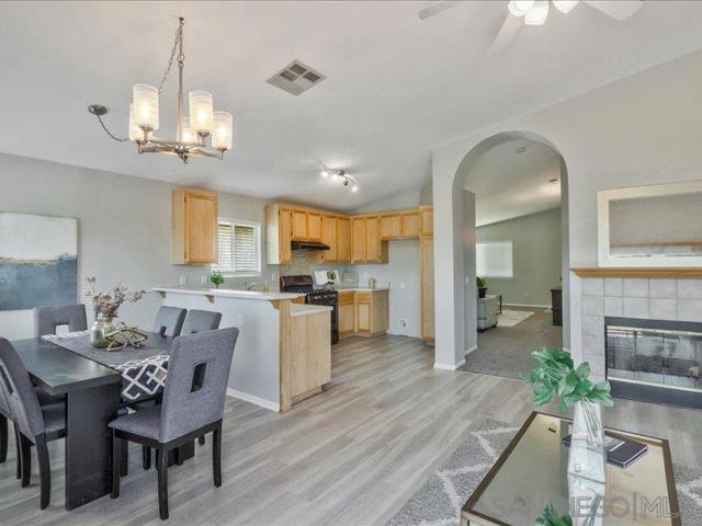 1277 Glencoe Dr, San Diego CA: https://media.crmls.org/mediaz/e2be8bdc-e82a-4fff-aa5b-e7ef1e53e208.jpg